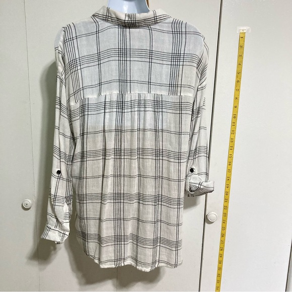 J. JILL Linen Blend Button Plaid Pullover Top Roll Tab Sleeves Womens Medium - Picture 6 of 9
